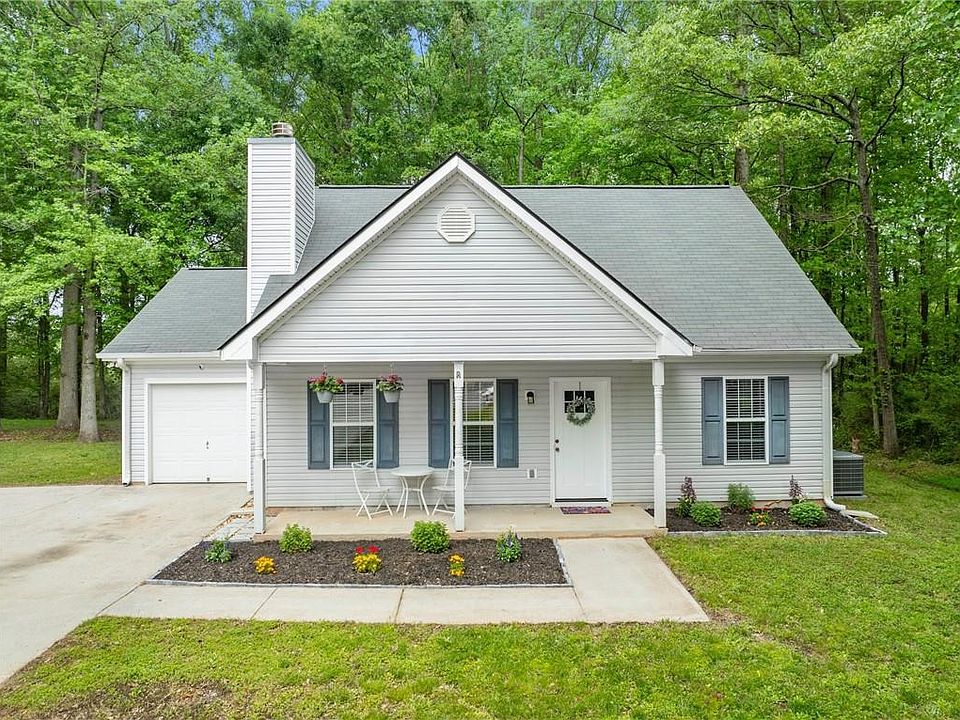1st image of 3936 Willow Wind Dr