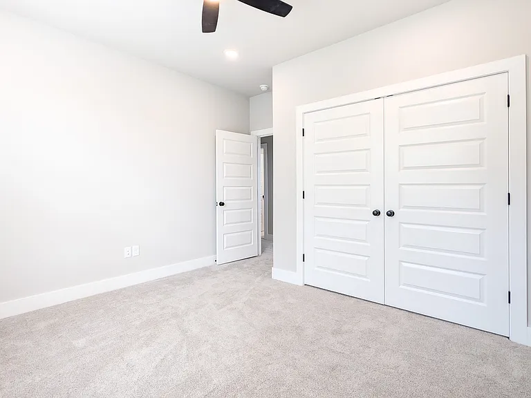 4 McHugh Ln — Photo 24