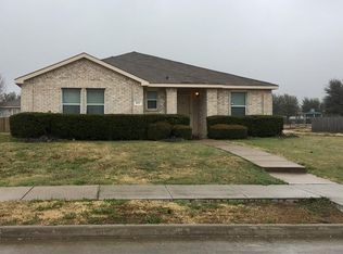 617 Snowy Orchid Ln, Desoto, TX 75115