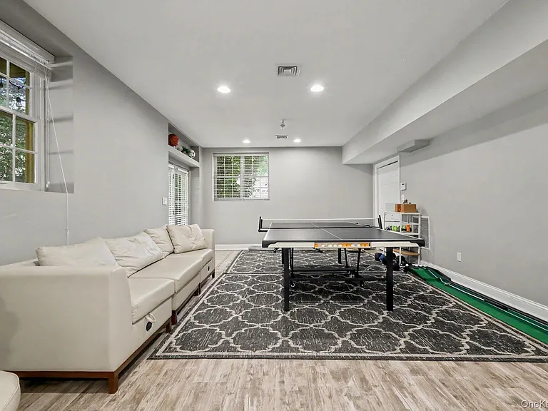 49 Miller Cir — Photo 28