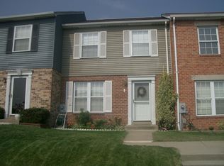 8 Clearlake Ct, Parkville, MD 21234