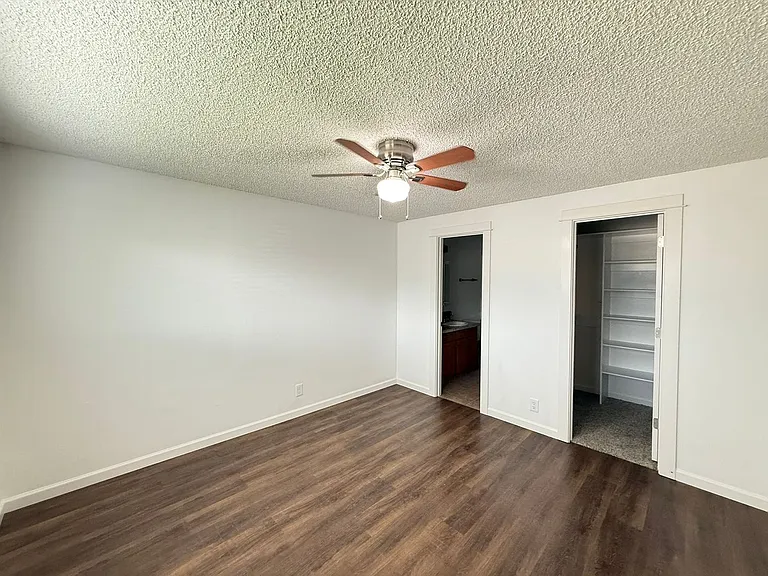 595 Mar Loop — Photo 18
