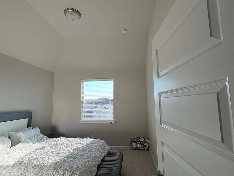 11904 Lawton Creek Ln — Photo 13