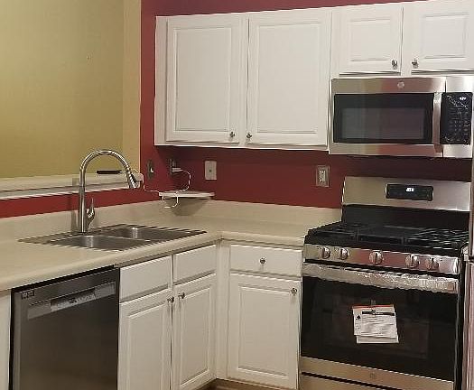 4th image of 1477 Cove Creek Cir