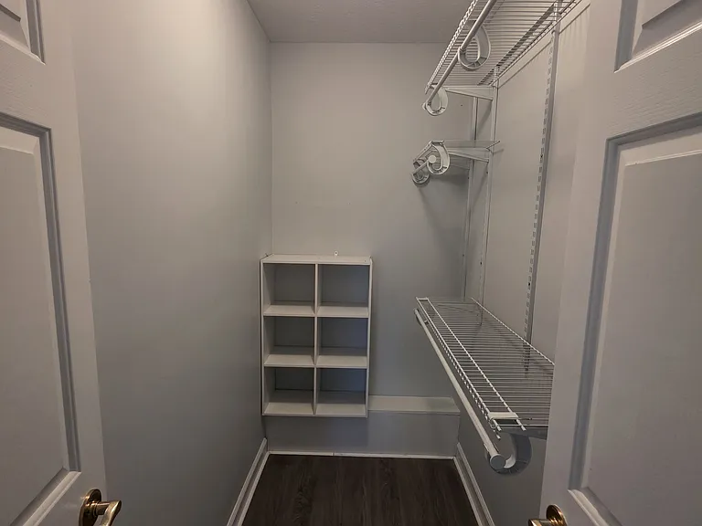 401 Hemlock Dr — Photo 17