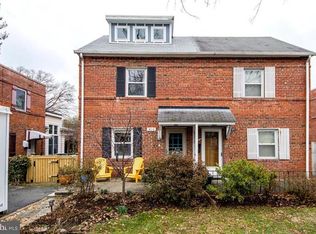 819 S Irving St, Arlington, VA 22204