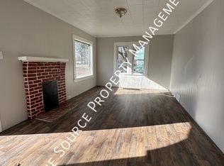 5461 Robinhood Rd, Winston Salem, NC 27106