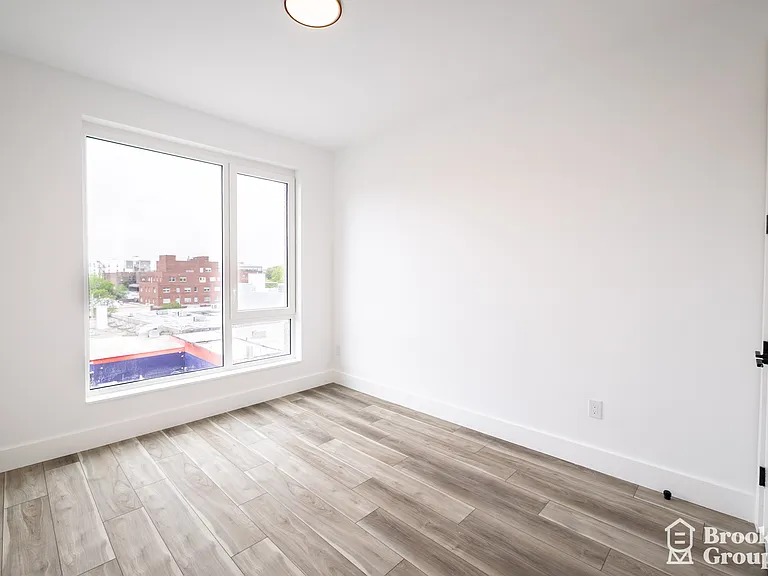 3009 Avenue I #4I — Photo 7