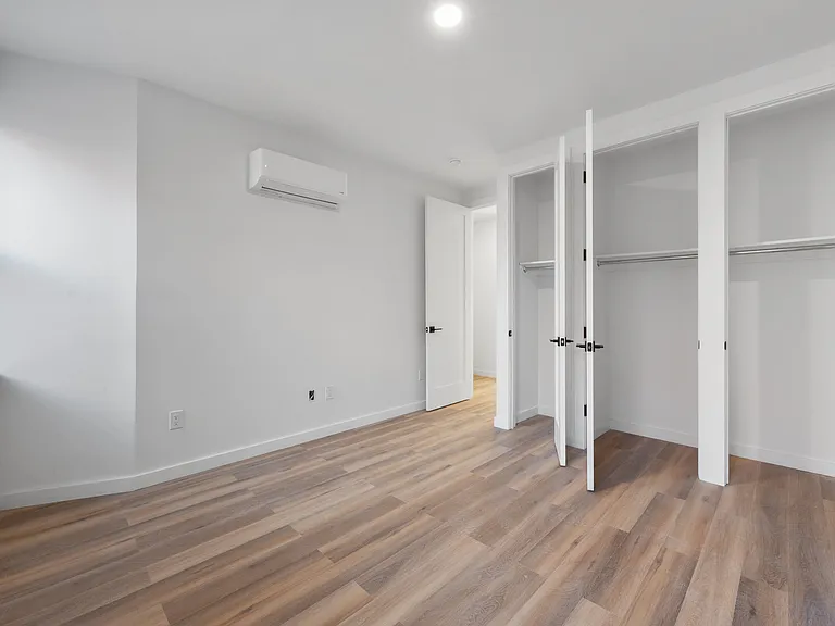 128 Franklin St #3 — Photo 6