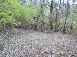 66 Dooley Ln, Troutville, VA 24175