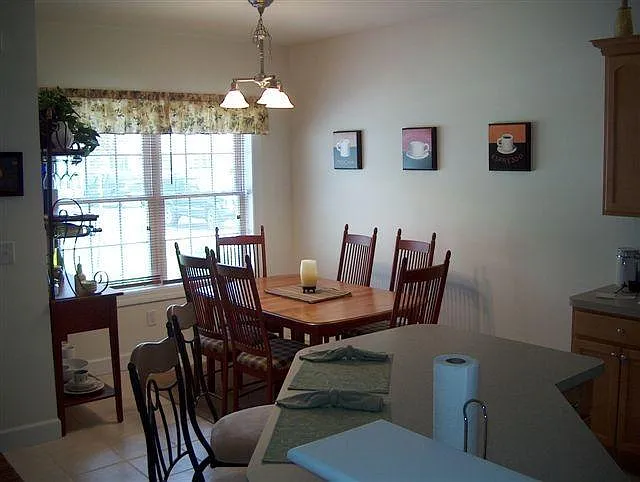 324 Ballston Ave — Photo 3