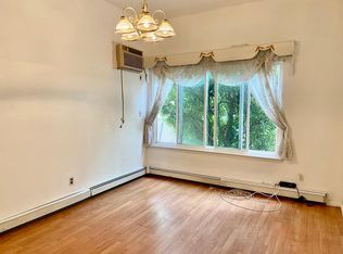 58 Green Valley Rd FLOOR 1, Staten Island, NY 10312