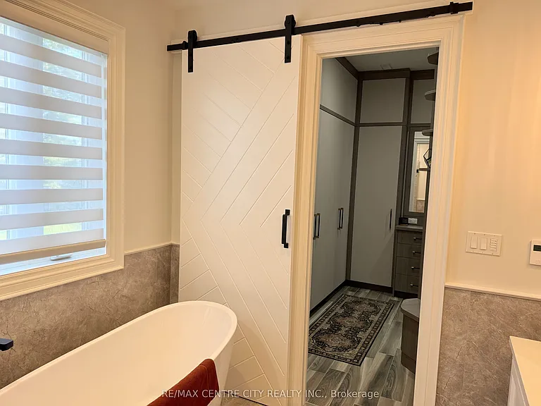 41 Dock Ln — Photo 15
