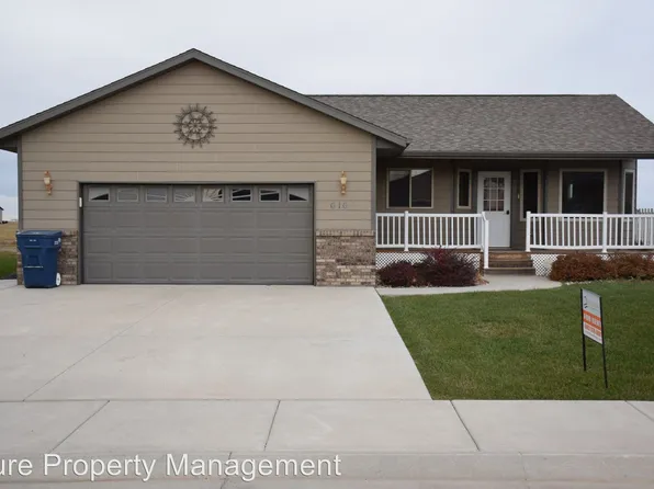 616 Airway Ct, Box Elder, SD 57719
