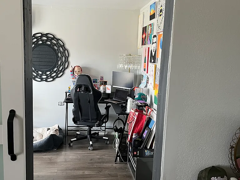 Primary Room/Office