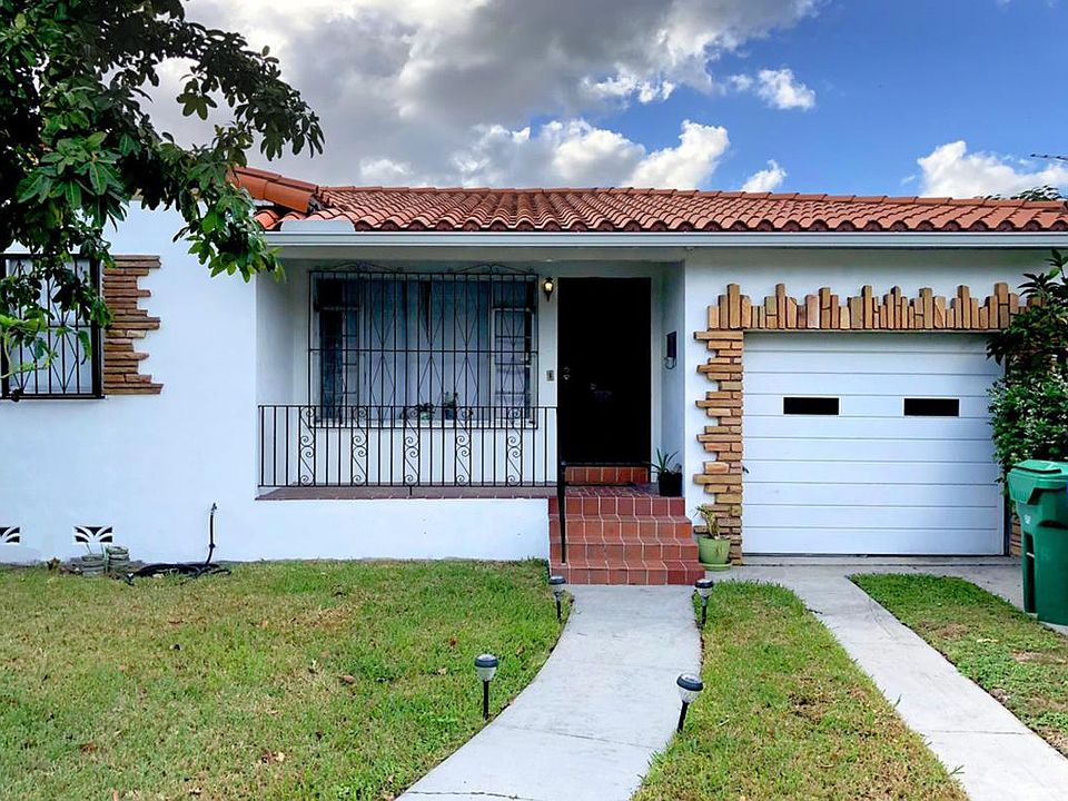 1st image of 1020 NW 18th Ave