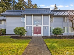 8619 Zircon Dr SW UNIT J3, Tacoma, WA