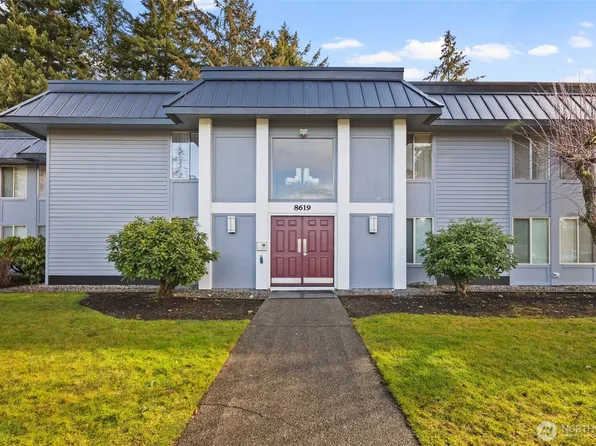 8619 Zircon Drive SW #J3, Lakewood, WA 98498