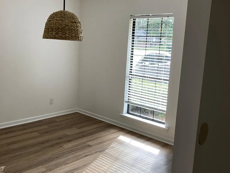 Small dining room perfect for entertaining a small group for a meal.