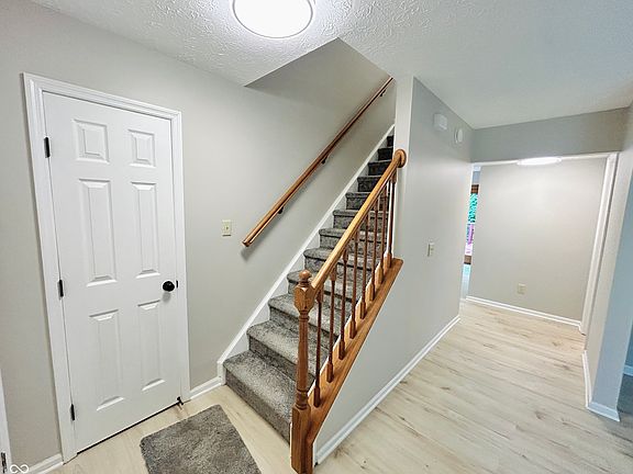 4th image of 6839 Antelope Dr