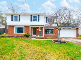 8455 Concord Rd, Grosse Ile, MI 48138