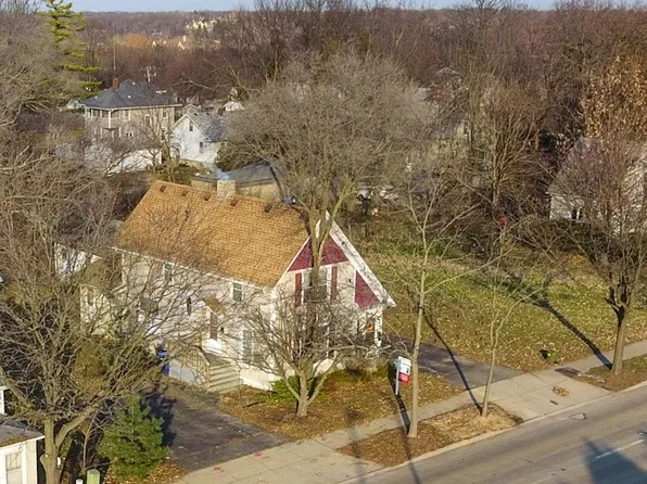 800 W Main St, Saint Charles, IL 60174