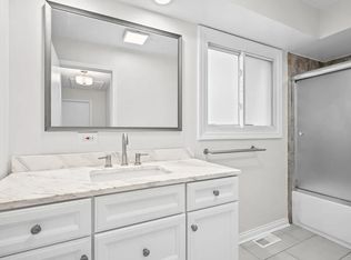 2502 Green Bay Rd #2502, Highland Park, IL 60035