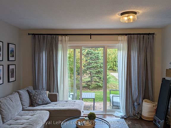 2nd image of 19 Dawson Dr #64