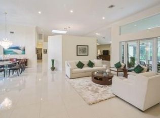 1210 Manor Dr, Fort Lauderdale, FL 33326
