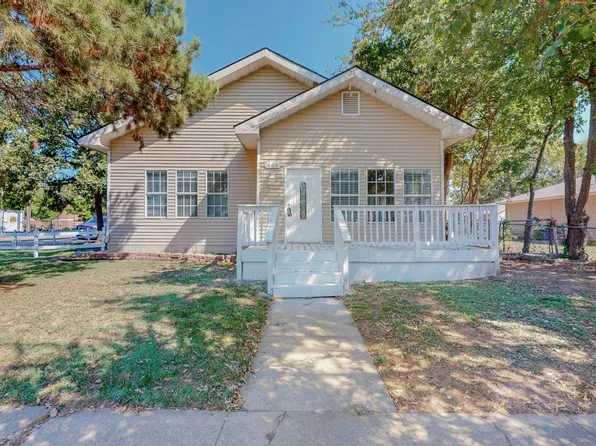 401 S Anglin St, Cleburne, TX 76031