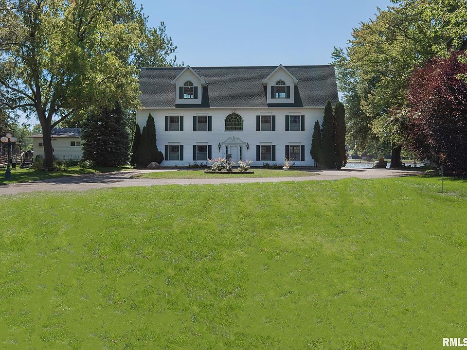 2324 N Shore Dr, Moline, IL 61265 MLS QC4236135 Zillow