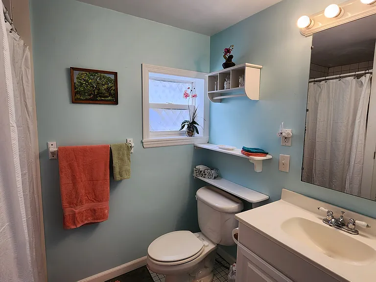 roomy bath