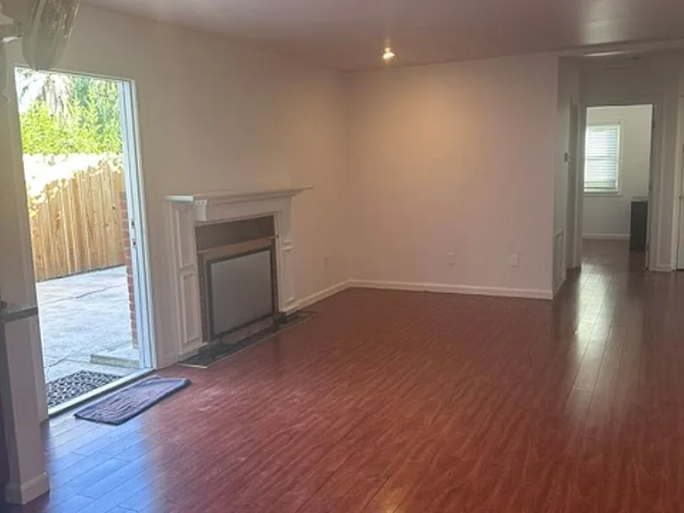2340 Belmont Rd — Photo 7