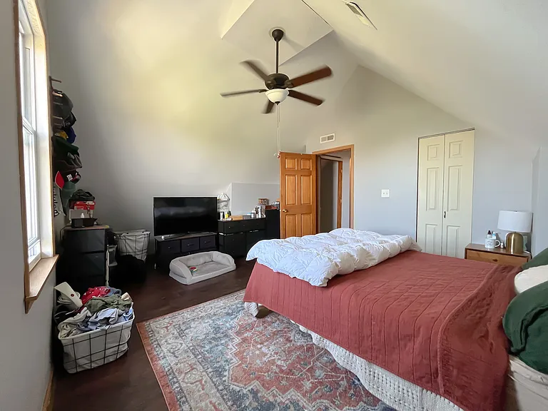 2541 W Cortland St #3 — Photo 13
