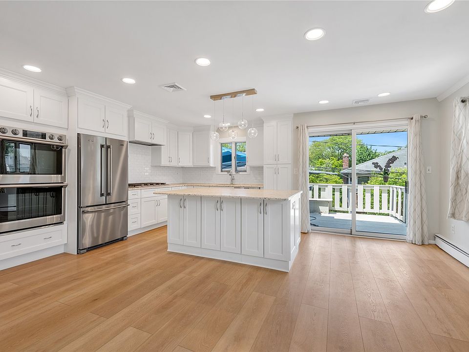 1st image of 117 Croyden Ct