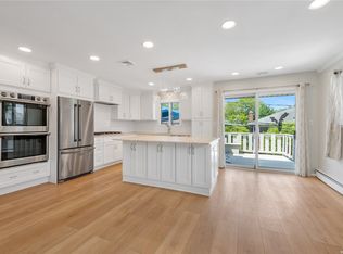 117 Croyden Ct, Albertson, NY 11507