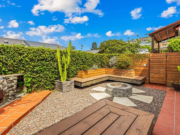787 Manzanita Dr — Photo 24