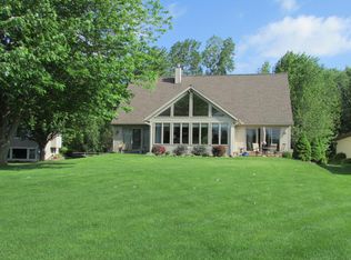 691 Kenaston Dr, Coldwater, MI 49036