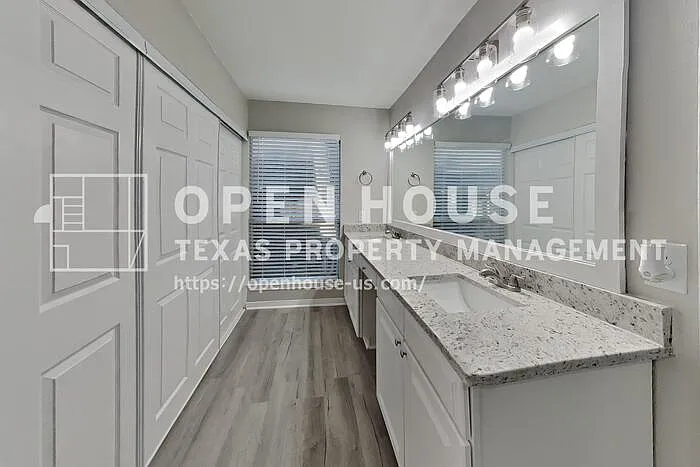 22 S Rain Forest Ct — Photo 10