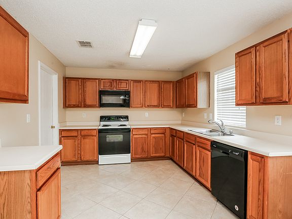 5th image of 2991 Celian Dr
