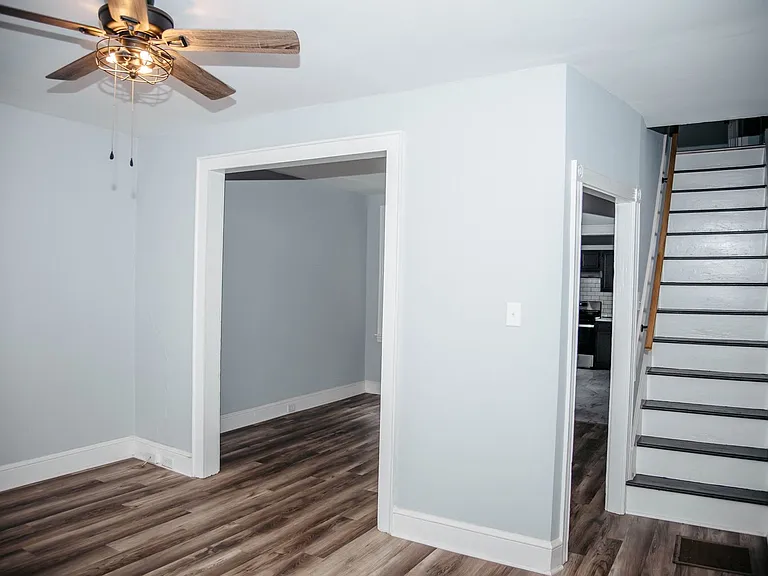 510 E Fulton St — Photo 5