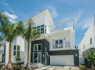 8292 NW 33rd Ter, Doral, FL 33122