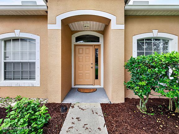 5th image of 903 Del Mar Cir