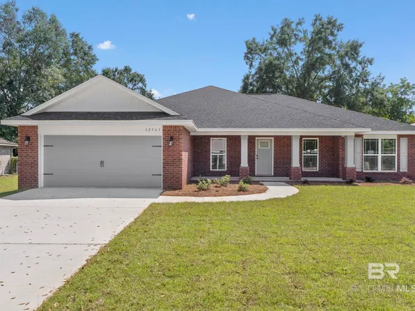 32563 Arbor Ridge Cir, Lillian, AL 36549