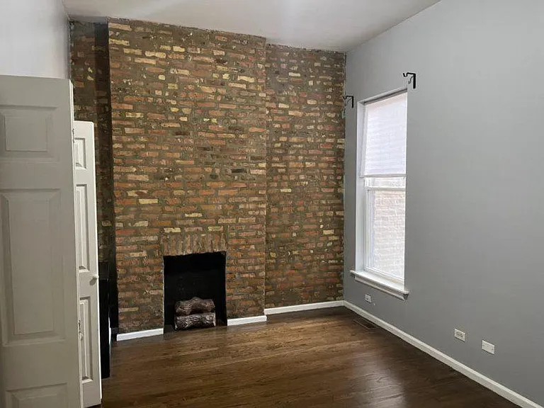 2833 W Warren Blvd #1 — Photo 4