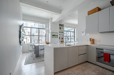 Rented by R New York