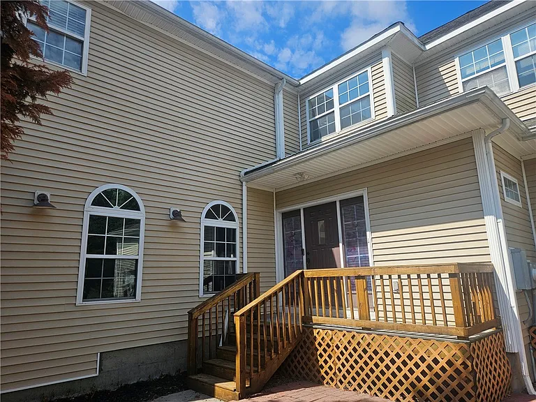 7 Sanctuary Dr #A — Photo 16