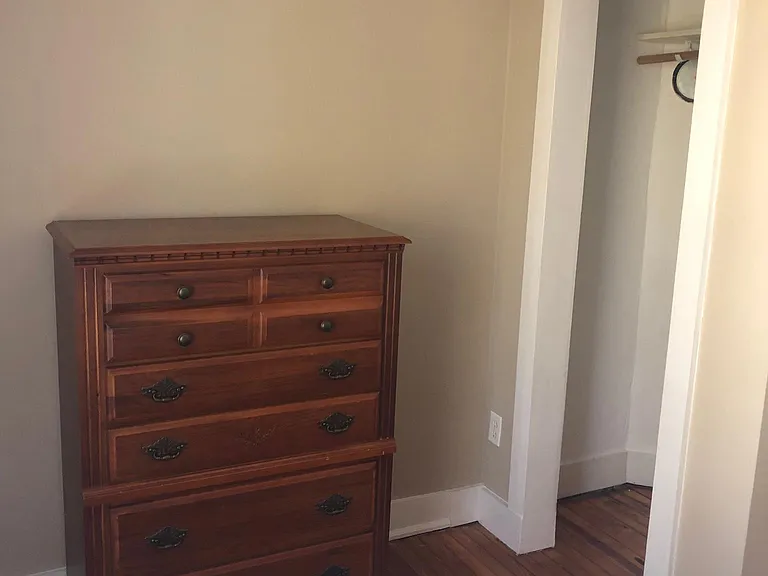 Queen bedroom