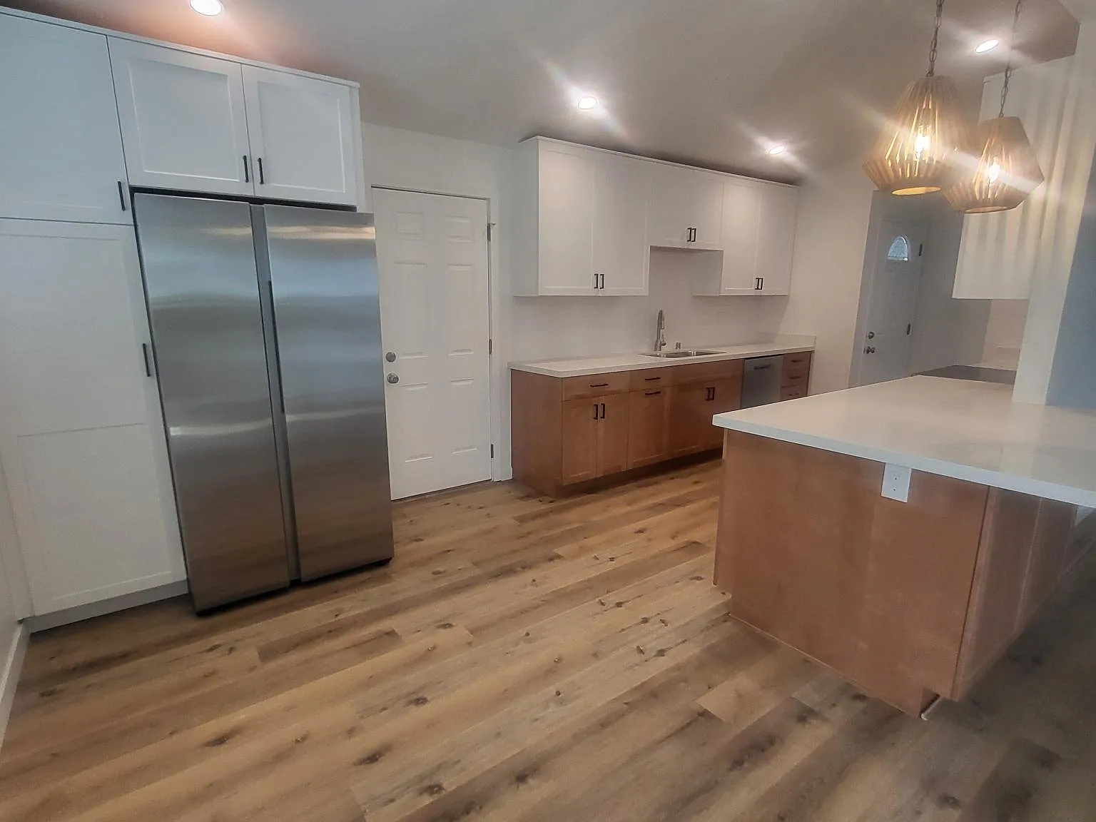 3 bed, 1108 sqft, $4,300 — Photo 2