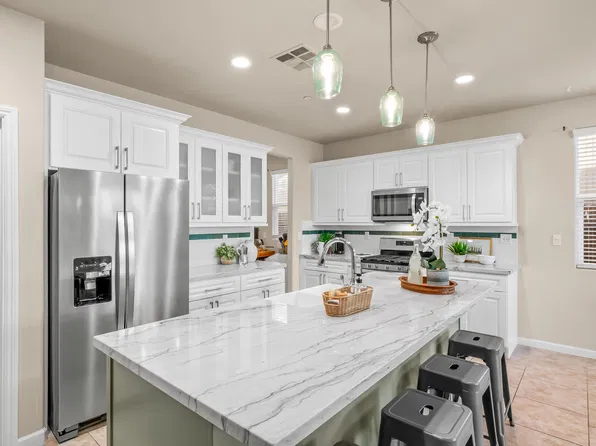 3435 Del Dios Avenue, Clovis, CA 93619